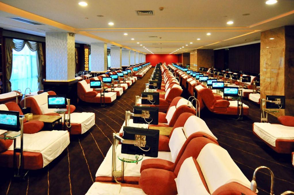 פושאן Green Lake Hot Spring Hotel מראה חיצוני תמונה